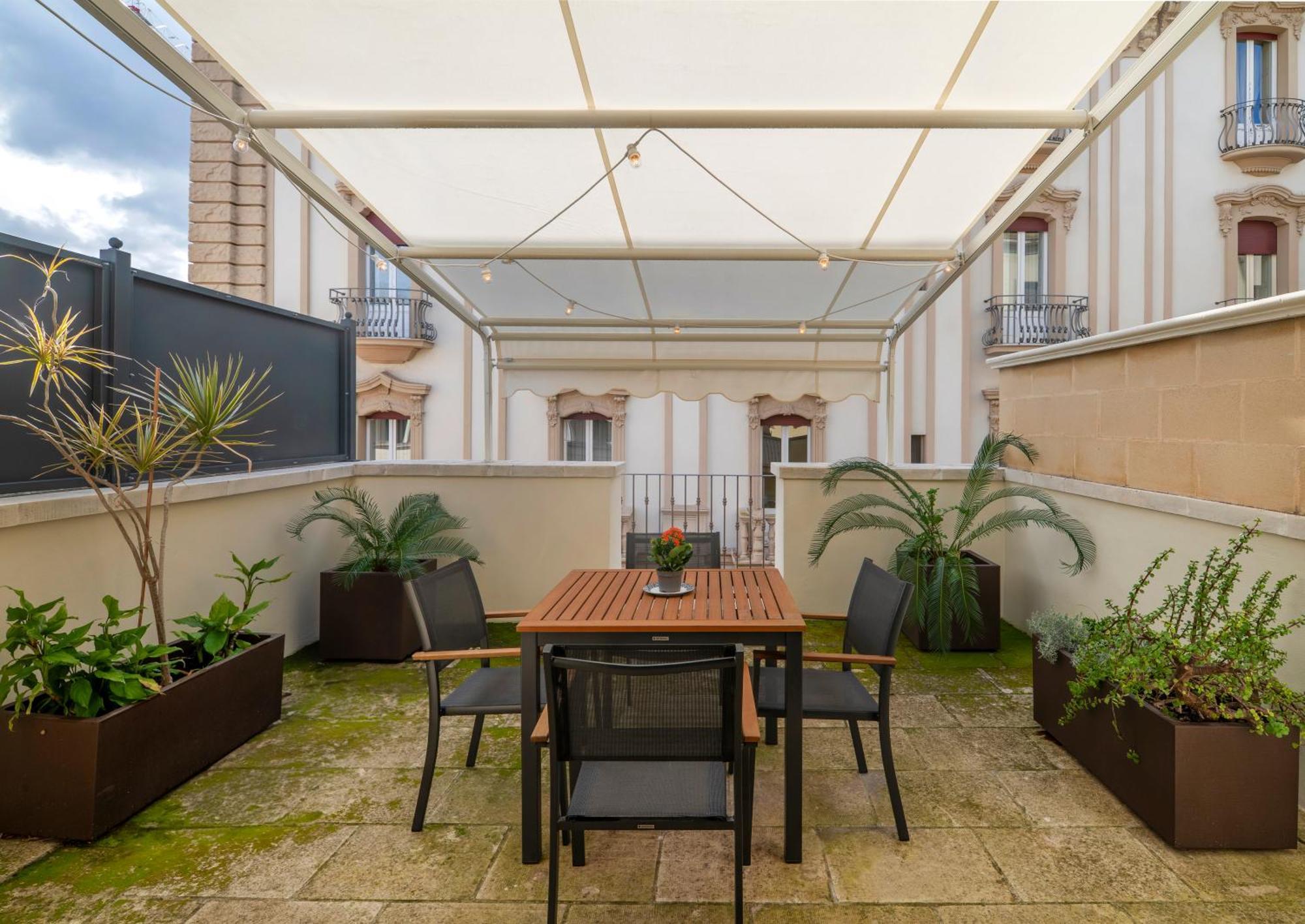Blu Mazzini 1 - Appartamento Luxury Con Terrazza Privata Lecce Kültér fotó